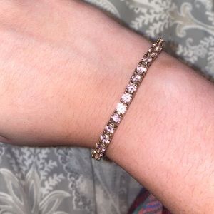 Gold and pink stone braclet